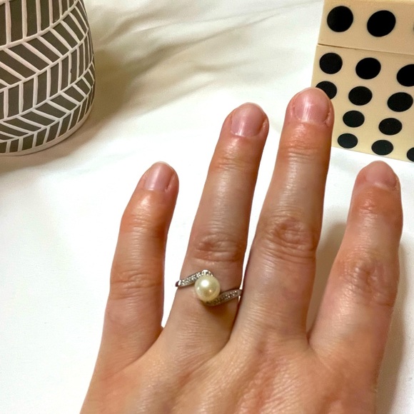 Freshwater Pearl Necklace, Ring, Bracelet, & Earrings Set - Picture 6 of 16